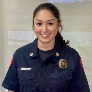 Meet your Posher, Larissa